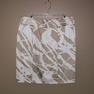 New York & Company Beige and White Patterned Pencil Skirt